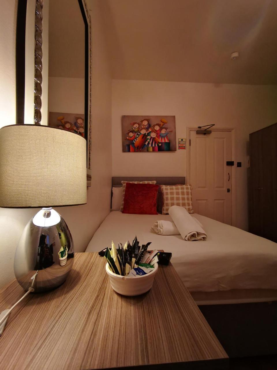 Capital Host- Apartments Euston Лондон Экстерьер фото