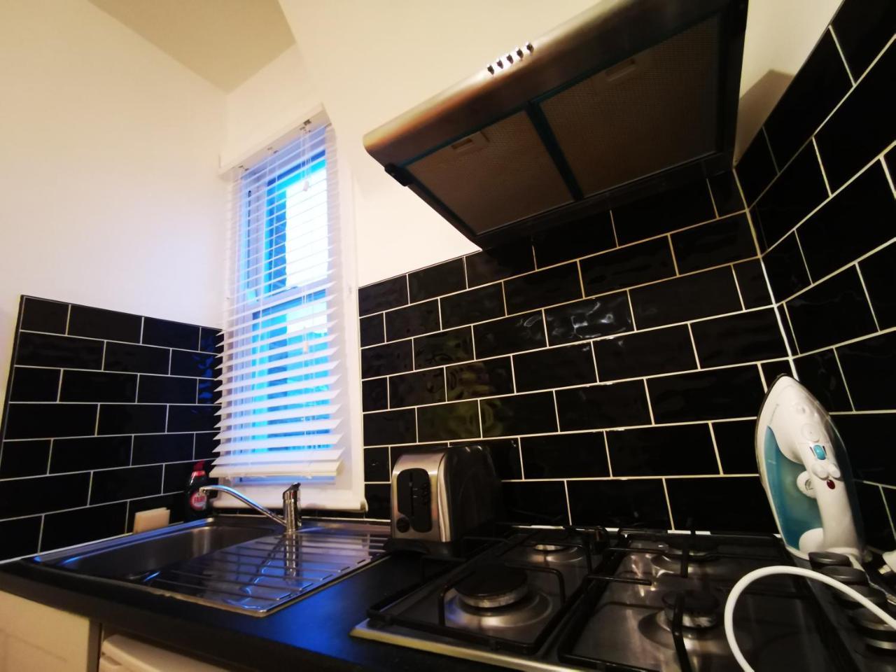 Capital Host- Apartments Euston Лондон Экстерьер фото
